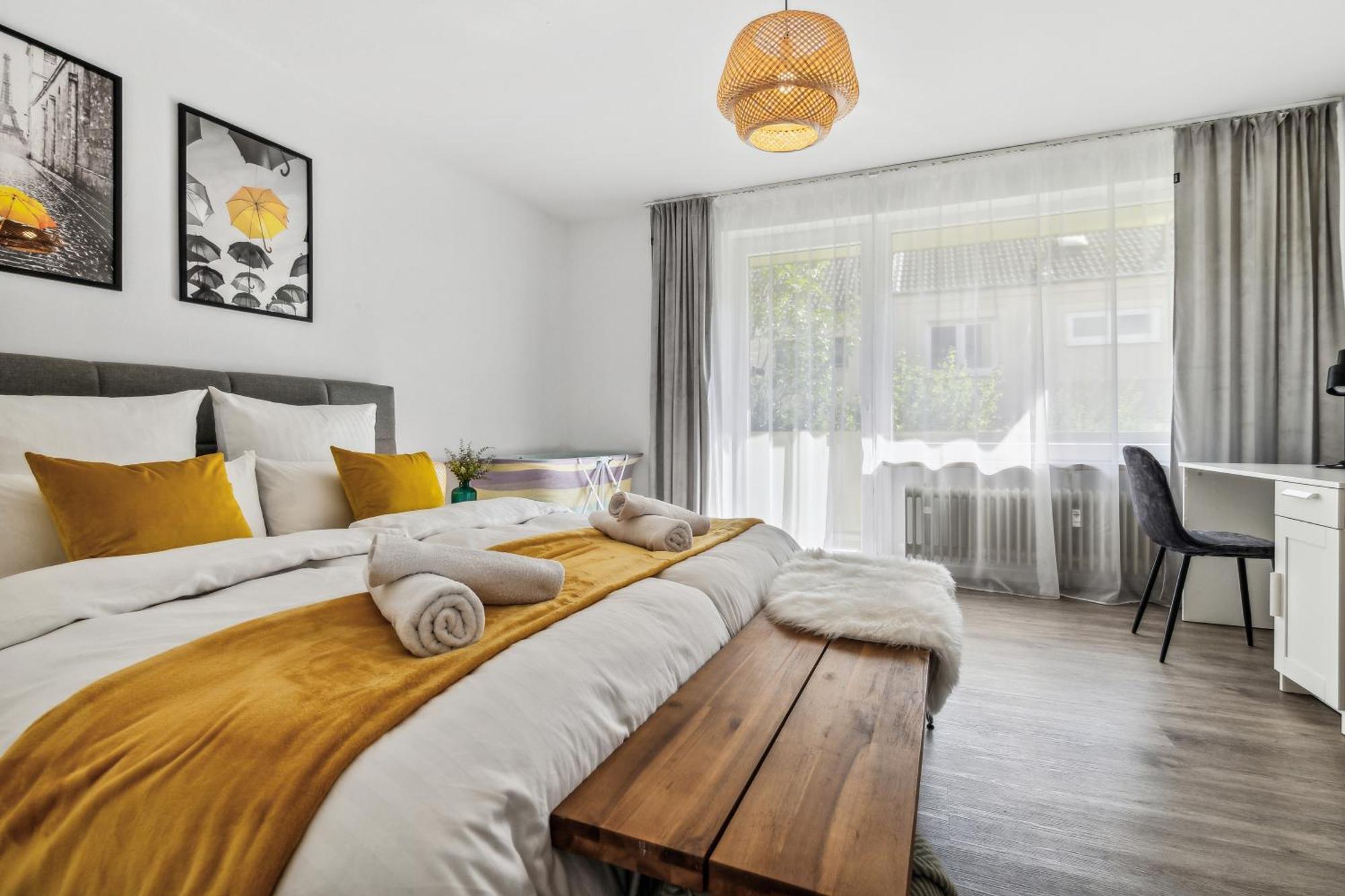 Comfort In Homburg - 24h Self-check-in - Uni-naehe - 3 Schlafzimmer - Parkplatz - Badewanne - Balkon - Wlan Hombourg